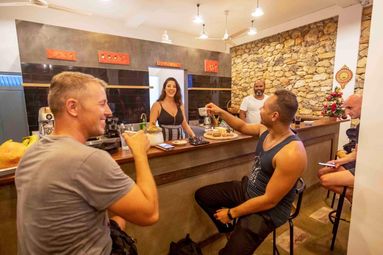 Bed and Breakfast Brixia Cafe & Guest Ґалле Екстер'єр фото