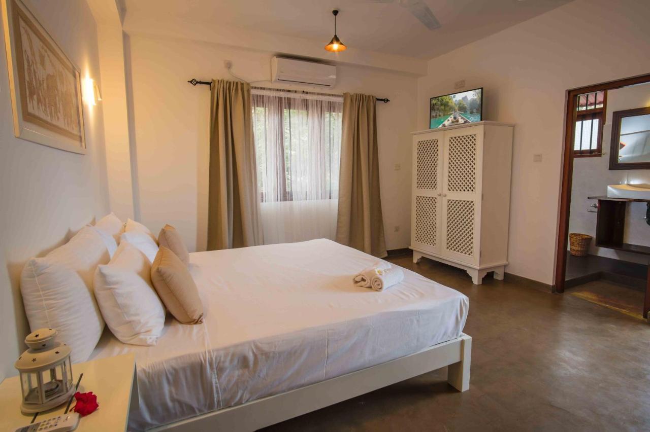 Bed and Breakfast Brixia Cafe & Guest Ґалле Екстер'єр фото